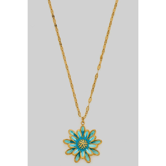 Flower pendant necklace