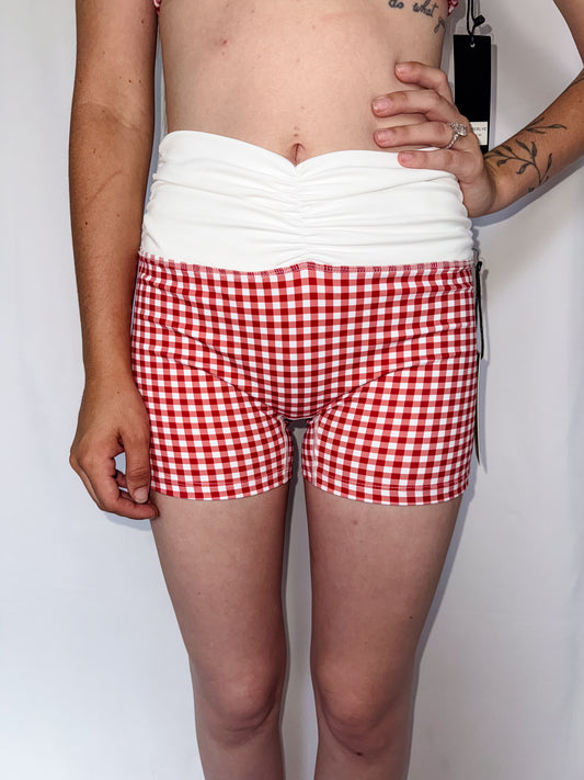 Gingham ruched biker short